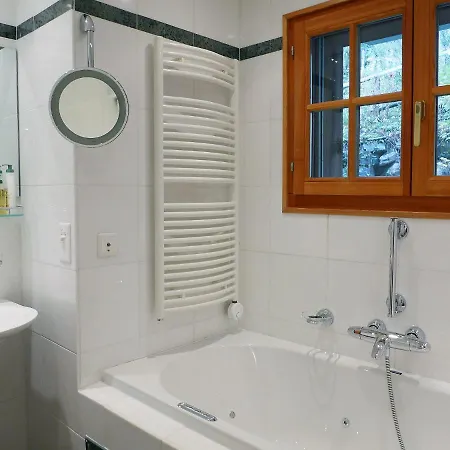 샬레 Chalet Chanson *